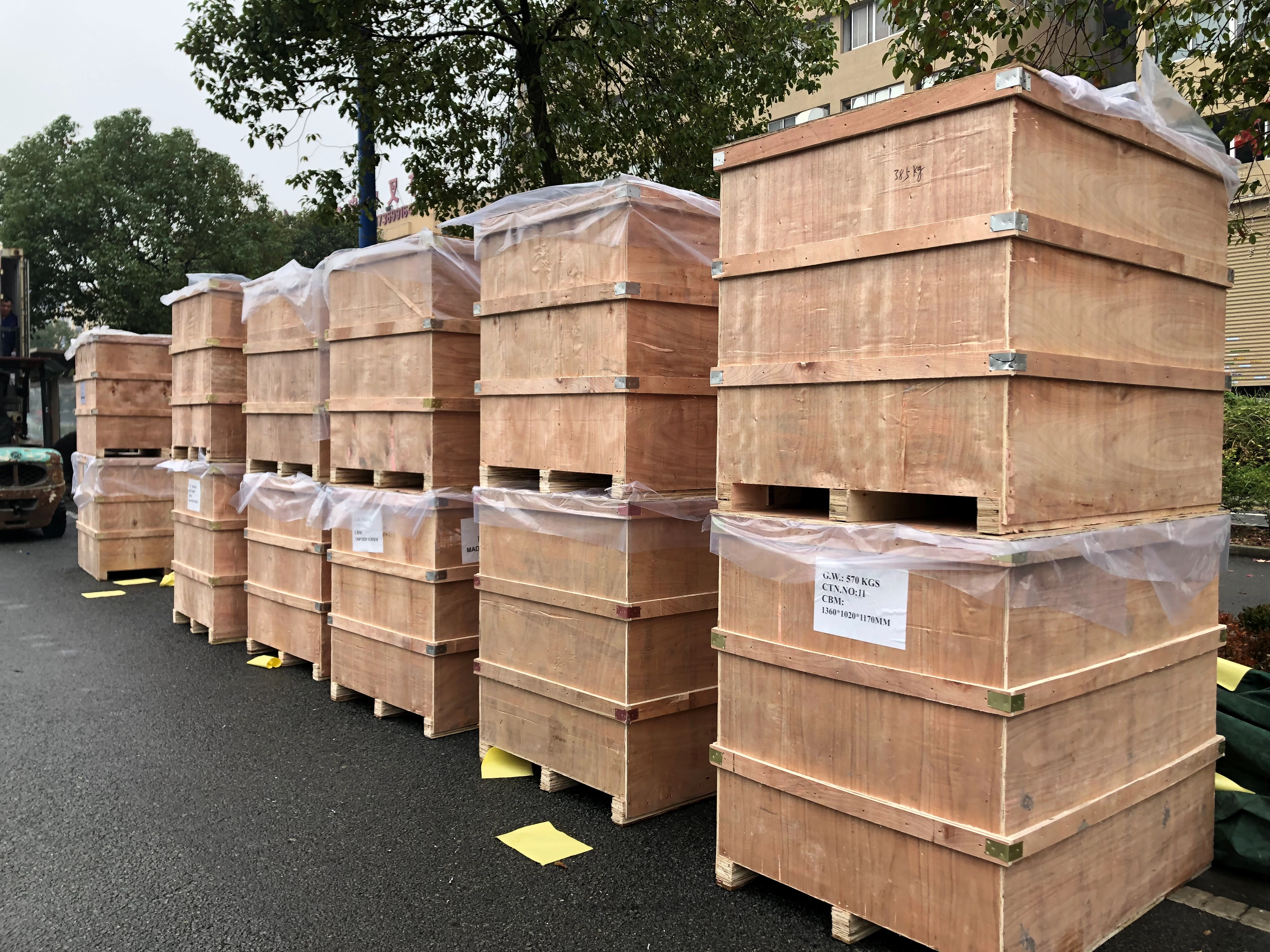 Delivery scene