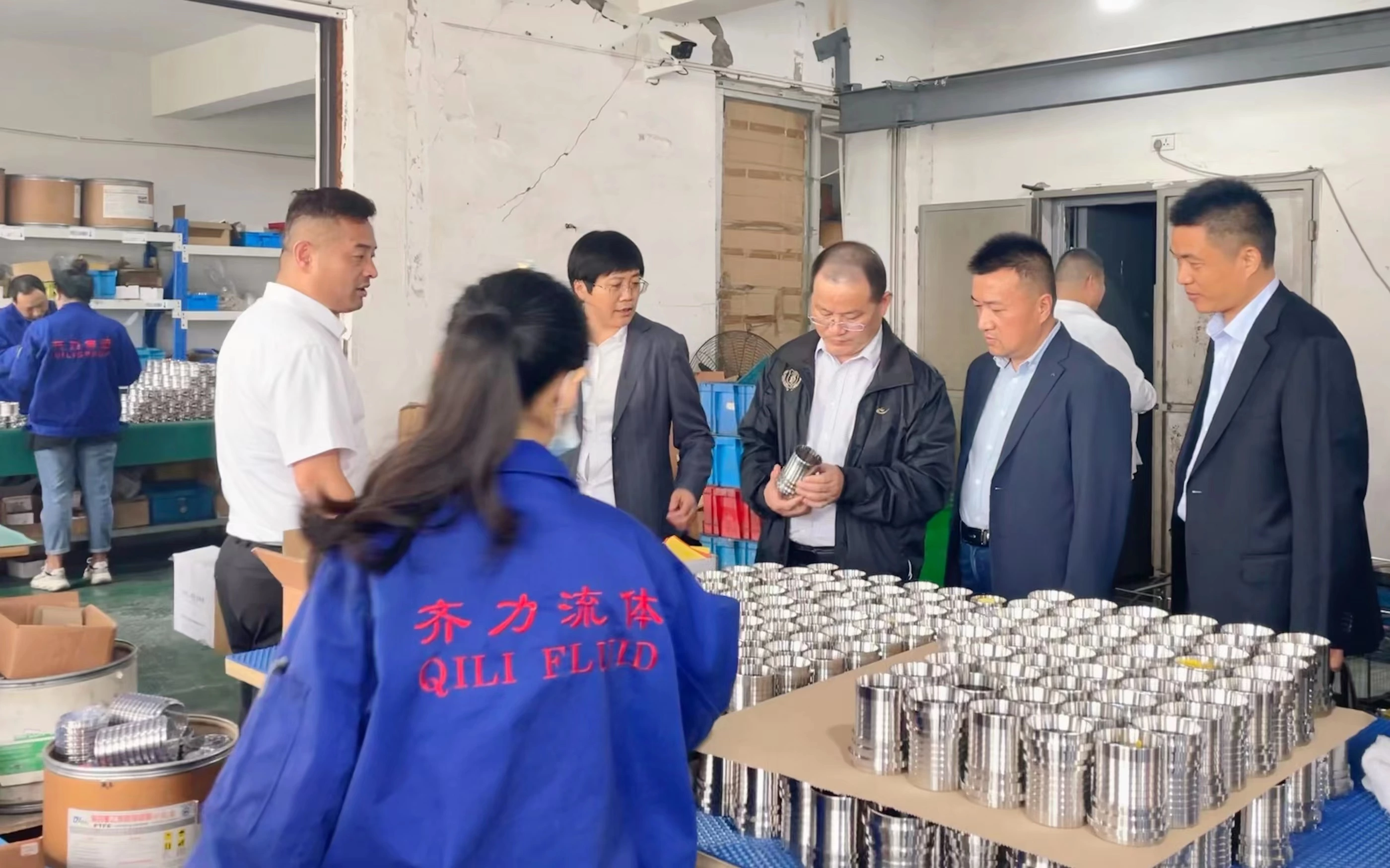 The head of Huaining County, Anhui Province--Chen Hong and other leaders visited the Wenzhou headquarters of Qili Group