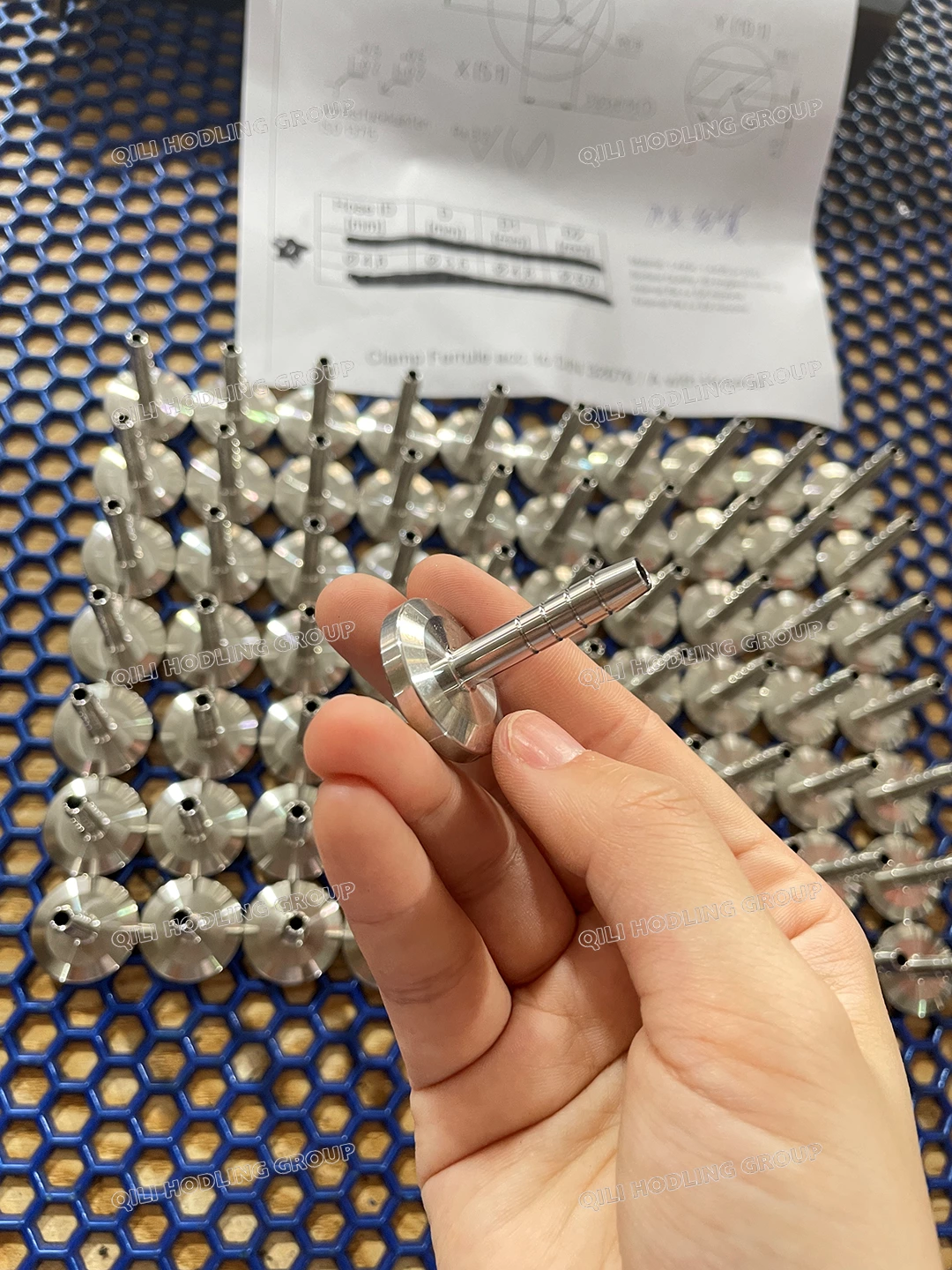 QILI is able to offer hosetails in size smaller than 1/4" !