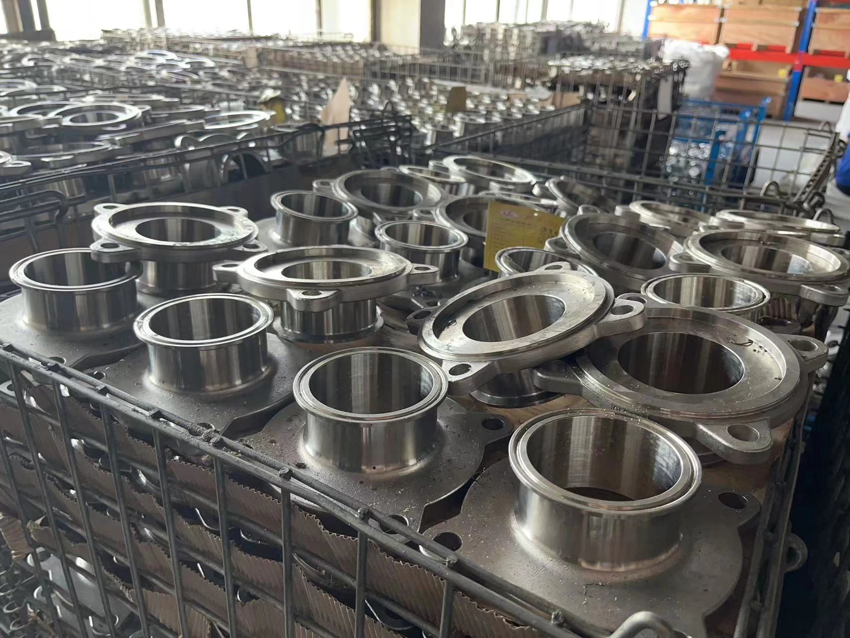 Large quantities of ball valve blanks arrive for the production of three-piece ball valves